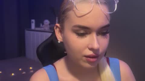 Angela and I just new here Pls send Like and Subscribe 3 online show from 12.04.25