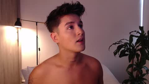 Snapshot of angelcossio chatting on 12.01.24 Angel online show from 12.01.24