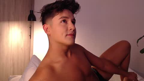 Snapshot of angelcossio chatting on 12.07.24 Angel online show from 12.07.24