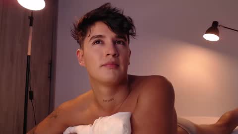 Snapshot of angelcossio chatting on 02.11.25 Angel online show from 02.11.25