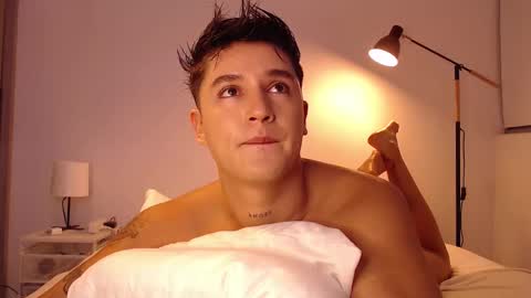 Snapshot of angelcossio chatting on 10.29.25 Angel online show from 10.29.25