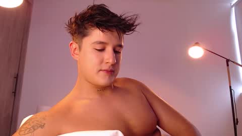 Angel online show from 11.26.25