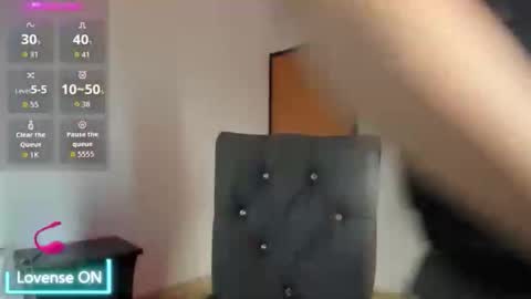 Snapshot of angelcute3 chatting on 12.19.25 angel online show from 12.19.25