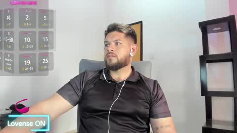 Snapshot of angelcute3 chatting on 01.11.26 angel online show from 01.11.26