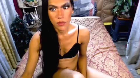 Snapshot of angeldark_satisfactionxxx chatting on 02.08.25 ANGELDARK online show from 02.08.25