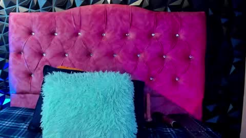 angeldreams15 online show from 03.18.26