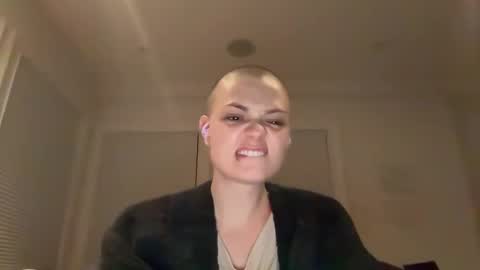 Snapshot of angeleleven11 chatting on 01.17.25 angeleleven11 online show from 01.17.25