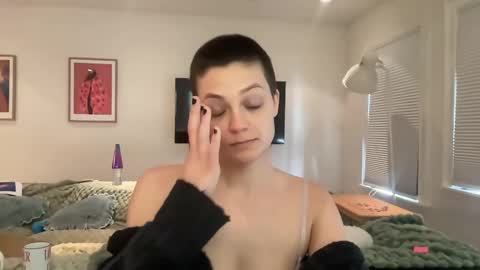 Snapshot of angeleleven11 chatting on 03.02.25 angeleleven11 online show from 03.02.25