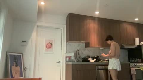 Snapshot of angeleleven11 chatting on 09.11.25 angeleleven11 online show from 09.11.25