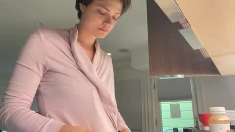 Snapshot of angeleleven11 chatting on 09.15.25 angeleleven11 online show from 09.15.25