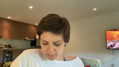 Snapshot of angeleleven11 chatting on 09.19.25 angeleleven11 online show from 09.19.25