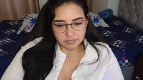 Snapshot of angeleslinda chatting on 03.04.25 anastasia online show from 03.04.25