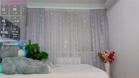 Ksenia online show from 10.17.25