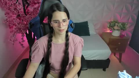 A N G E L I C A online show from 01.08.25