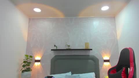 A N G E L I C A online show from 02.19.25