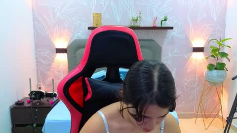 A N G E L I C A online show from 09.13.25