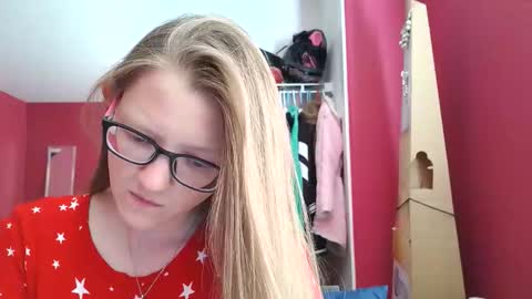 AngelicAngel online show from 12.04.25