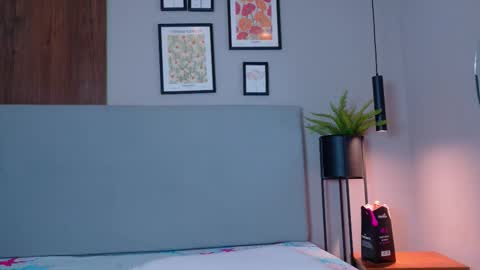 Snapshot of angeliinhell chatting on 02.13.26 Angel iin hell online show from 02.13.26