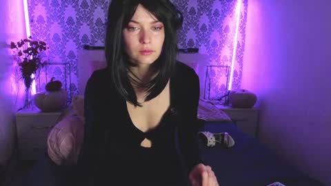 Angelika Rouge online show from 12.05.25