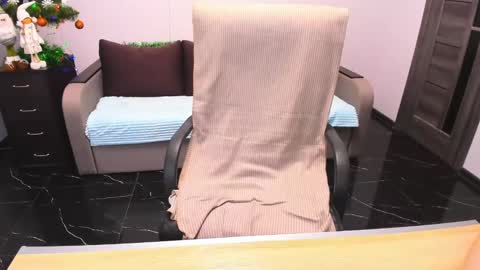 Angelina online show from 12.25.24