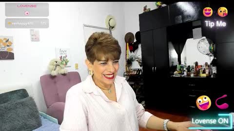 Snapshot of angelina_stone_65 chatting on 01.14.26 Angelina online show from 01.14.26