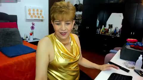 Snapshot of angelina_stone_65 chatting on 06.18.26 Angelina online show from 06.18.26