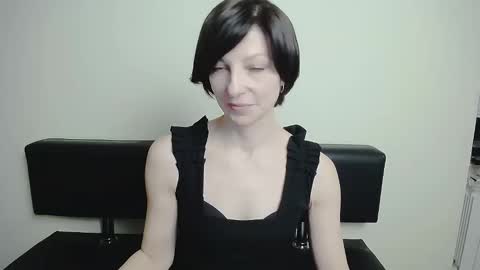 Angelina online show from 02.14.25