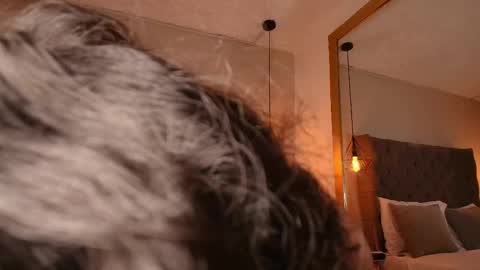 Snapshot of angelinarosss_ chatting on 03.06.25 online show from 03.06.25