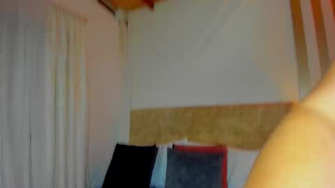 angelinarouse_ online show from 11.04.25