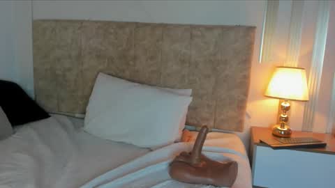 angelinarouse_ online show from 12.04.25