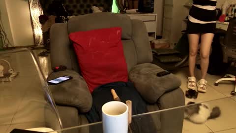 Angel online show from 10.04.25