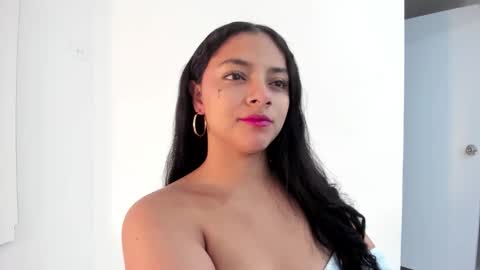 Snapshot of angelitafrodita chatting on 12.19.25 A F R O D I T A online show from 12.19.25