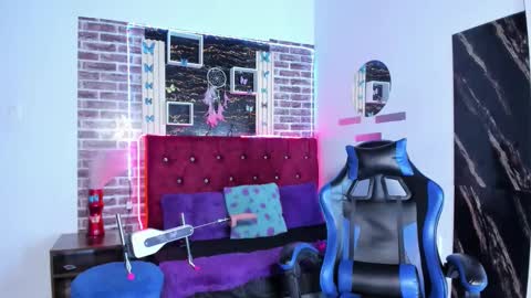 Snapshot of angelitasexxxhot chatting on 11.16.25 Angelitasexxxhot online show from 11.16.25