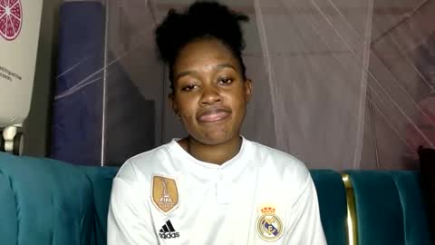 Snapshot of angelkyla chatting on 11.16.25 angelkyla online show from 11.16.25