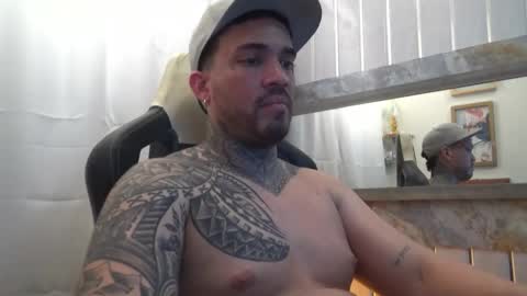 angellatino0 online show from 10.14.25