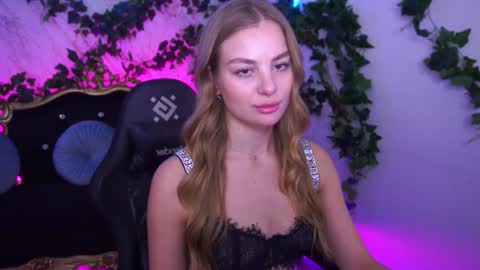 angelleyess online show from 11.12.25