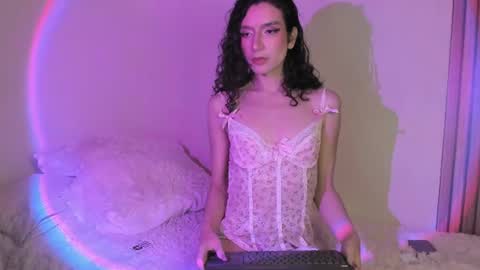 Snapshot of angellike_doll chatting on 07.25.26 Angellike online show from 07.25.26