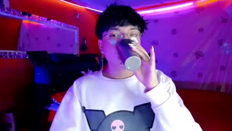 Angel  online show from 09.16.25