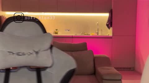 angelmi171 online show from 12.14.25