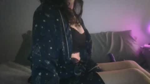 angelrrm online show from 11.11.25