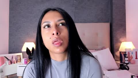 Angela online show from 02.03.25