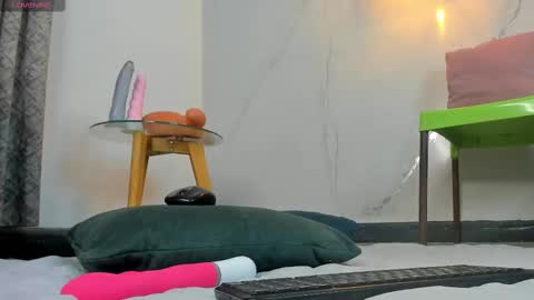 Snapshot of angelswets chatting on 03.04.25 ANGIE online show from 03.04.25