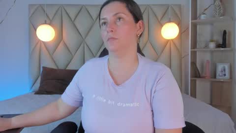 Snapshot of angelswets chatting on 12.04.25 ANGIE online show from 12.04.25