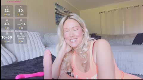 Snapshot of angelsxdesire chatting on 06.03.26 AngelsXDesire online show from 06.03.26