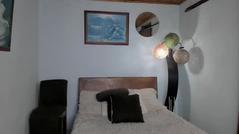 Snapshot of angelx_fox chatting on 12.09.24 Angel Fox online show from 12.09.24