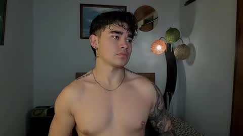 Snapshot of angelx_fox chatting on 01.13.25 Angel Fox online show from 01.13.25