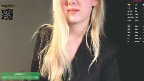  Im Chloe  i do FLASH BOOBS for new fan club online show from 05.18.26