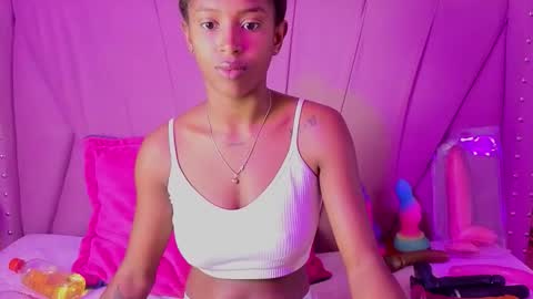 Snapshot of angeyapetite chatting on 03.04.26 Anyega online show from 03.04.26