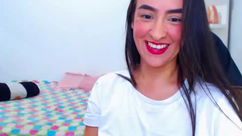 Snapshot of angie_dreamgirl chatting on 07.07.26 IG angie dreamgirl01 online show from 07.07.26