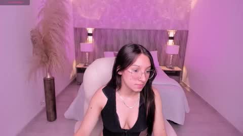 angie_smith_x online show from 02.27.26